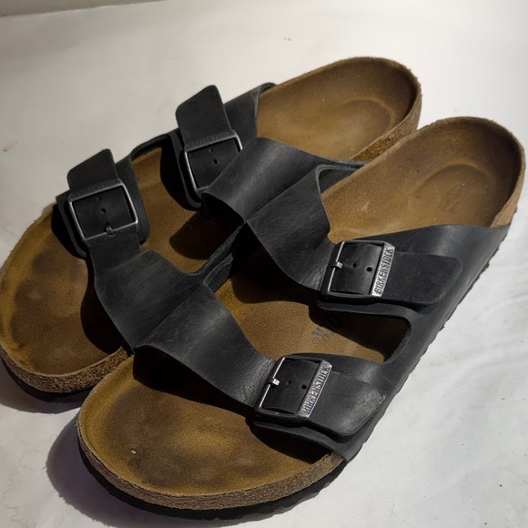Birkenstock Other - Used Birkenstock Men's Black double strap Sandals size 13